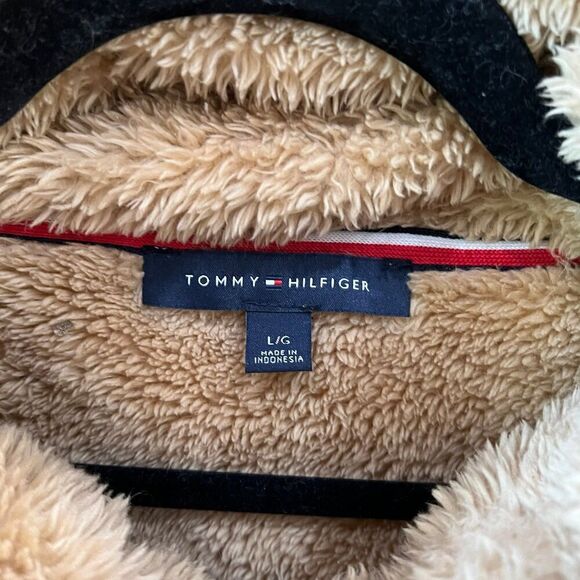 Tommy Hilfiger Vest - Picture 4 of 7